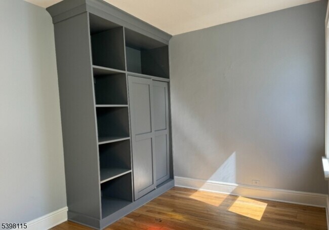 Building Photo - 70 Elliot St