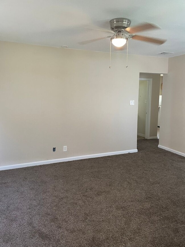 Building Photo - Adorable Updated Bossier 2 Bed 1 Bath