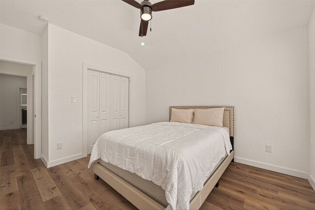 Building Photo - 1311 E 35th St