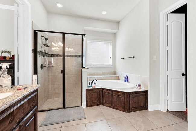 Building Photo - 12038 Big Springs Dr