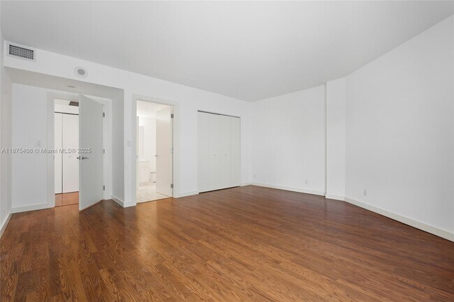 Building Photo - 10155 Collins Ave