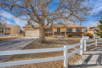 Building Photo - 16933 E Milan Cir