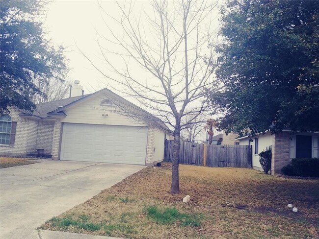 Building Photo - 211 Wild Buffalo Dr