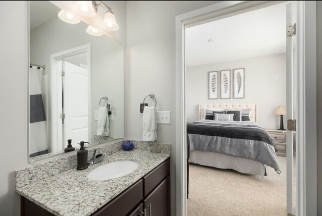 Building Photo - 1118 Litton Ave