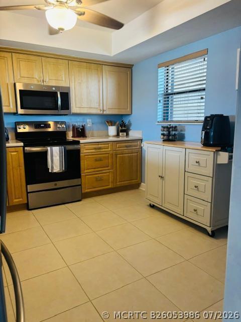 Building Photo - 801 S Ocean Dr