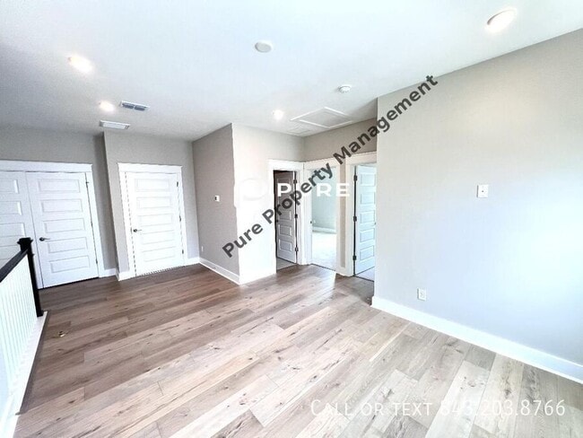 Building Photo - 2225 Cultura Cir