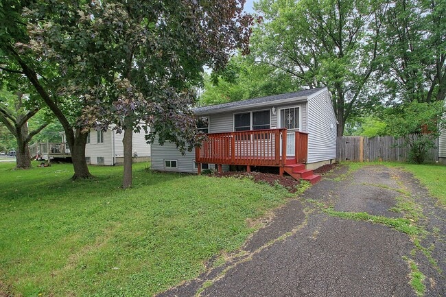 Building Photo - 2138 Sprucefield Dr