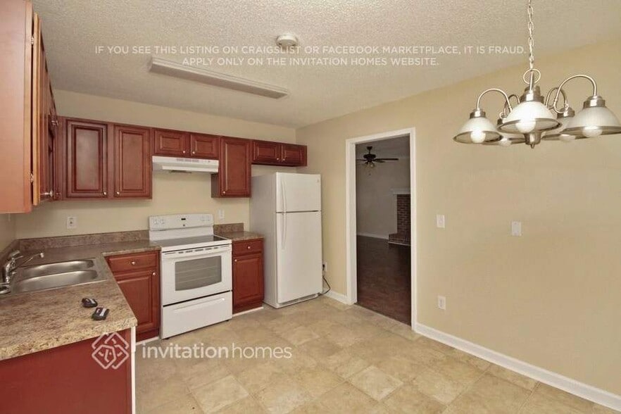 Building Photo - 5261 Spring Tide Ln