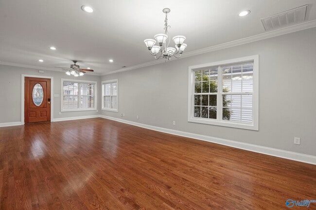 Building Photo - 1518 Beirne Ave NE