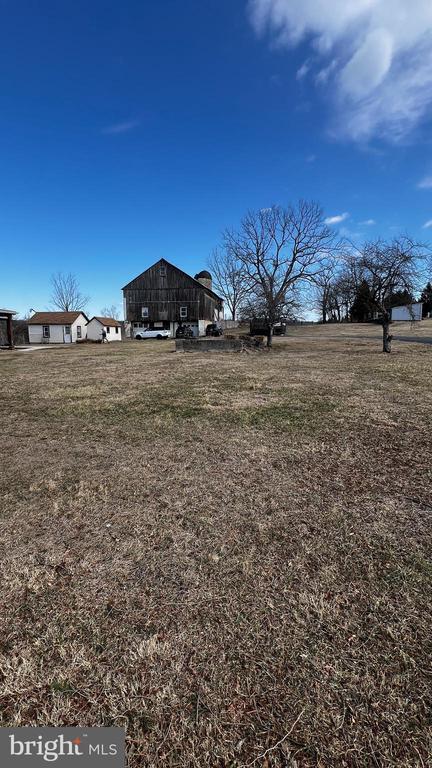 Building Photo - 135 Hoffmansville Rd