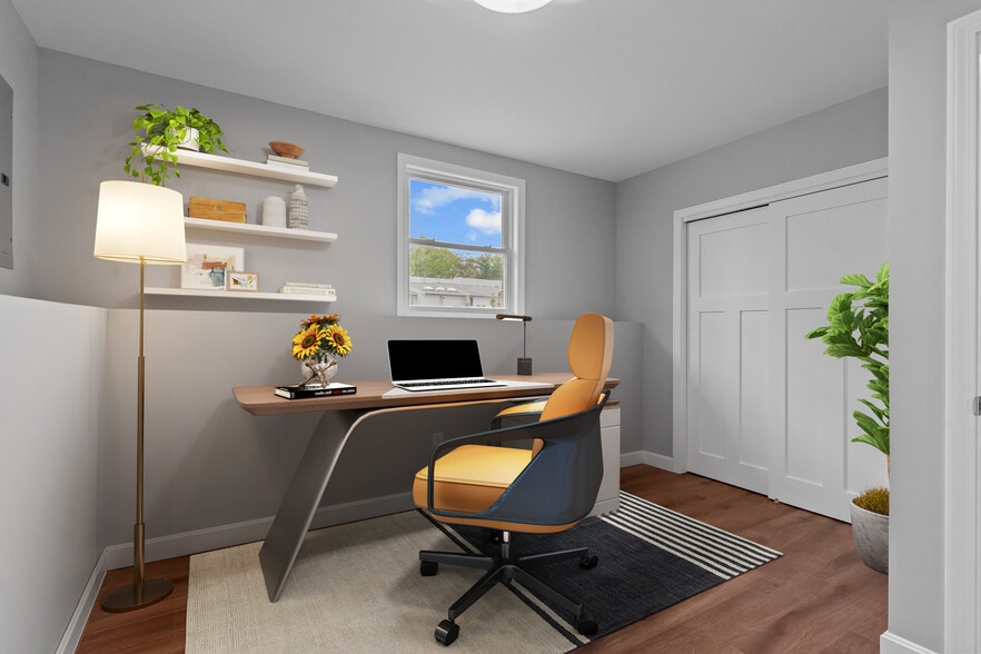 Building Photo - 22 Quimby St