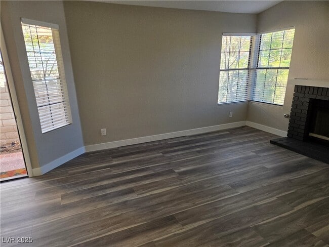 Building Photo - 4719 Cosley Dr