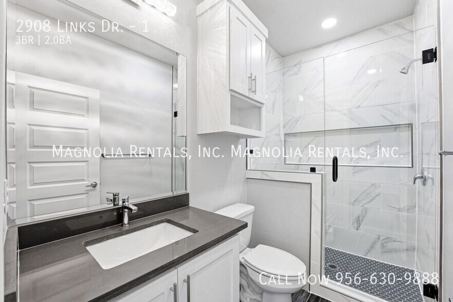 Building Photo - 2908 S Links Dr