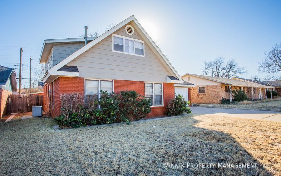 Building Photo - 1923 67th St