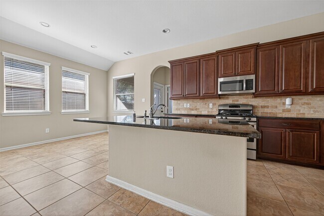 Building Photo - 4930 Ginger Bluff Trail