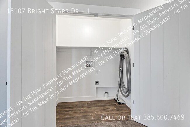 Building Photo - 15107 Bright Stars Dr