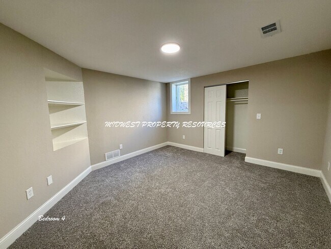 Building Photo - Beautifully Remodeled 4 Bedroom, 3 Bath Home