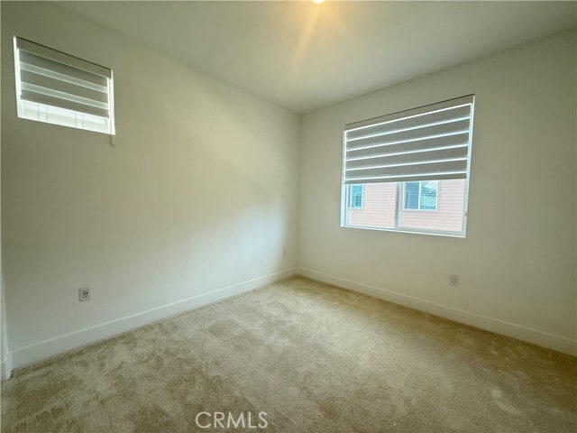 Building Photo - 301 Shoveler