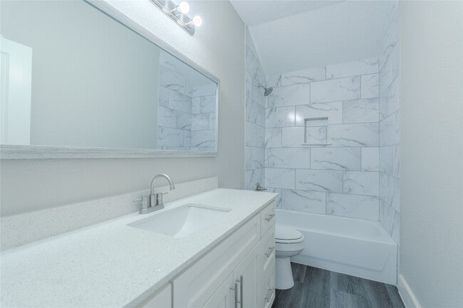 Building Photo - 5807 Cypress Mound Ct