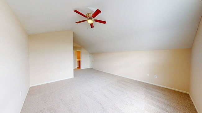 Building Photo - 5123 Vinings Blvd