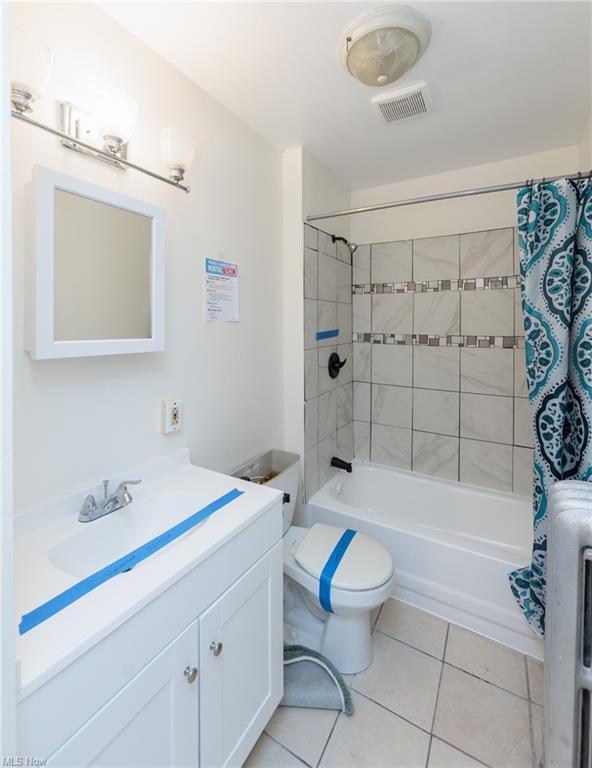 Building Photo - 1794 W 54th St