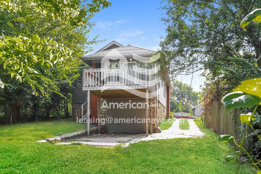 Building Photo - 4204 Monroe Ave
