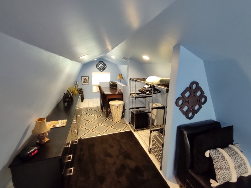 Building Photo - 30 Keller Dr