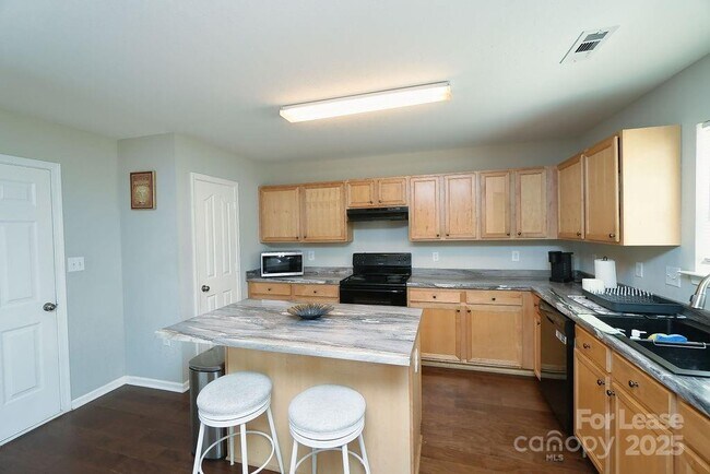 Building Photo - 3130 Osceola Lane