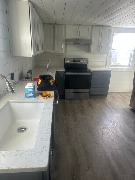 Building Photo - 63 Haddon Ave