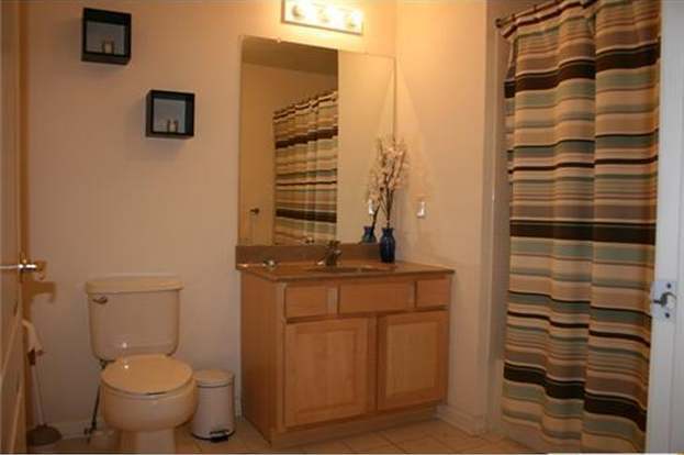 Building Photo - 1127 Fernwood Ct