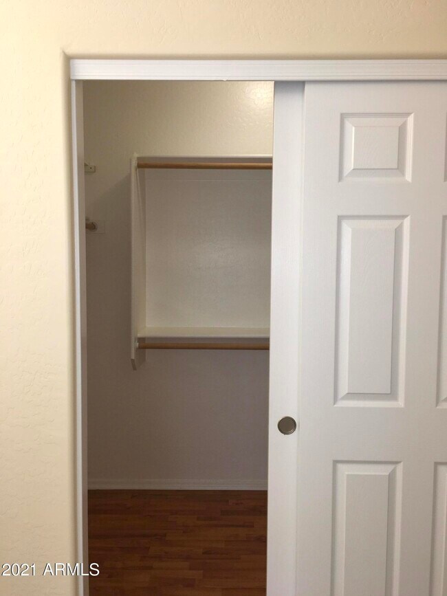 Building Photo - 2533 W Apollo Rd