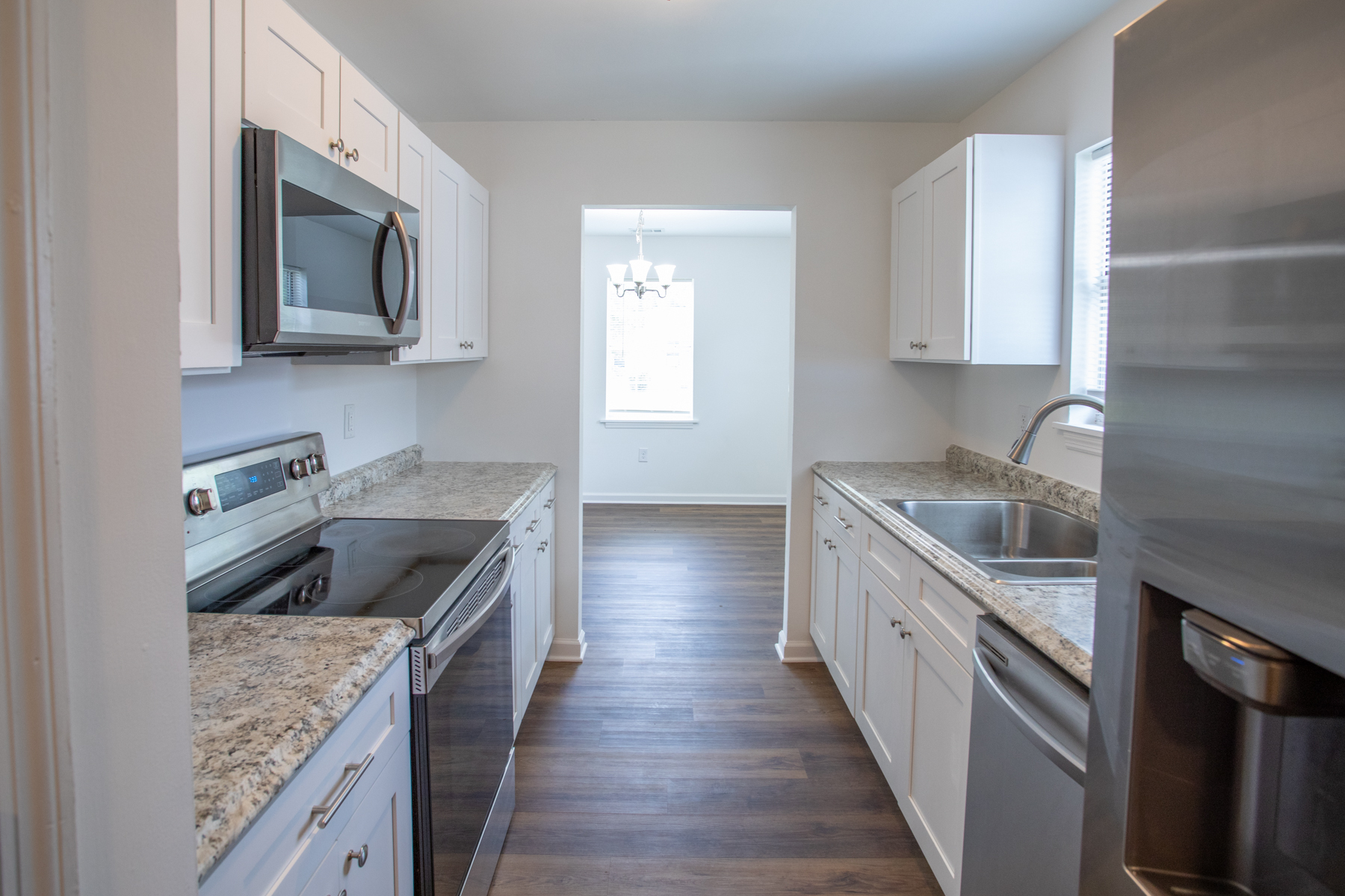 kitchen - 1220 E 57th St