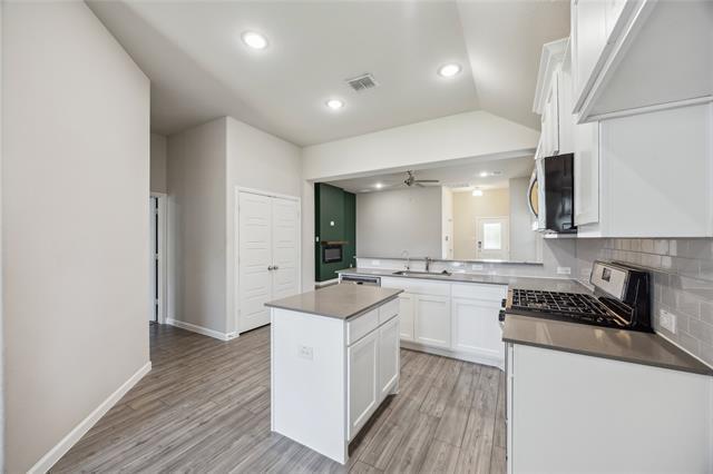 Building Photo - 1415 Black Canyon Ave
