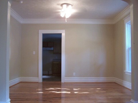 Building Photo - 1147 Sherman St SE