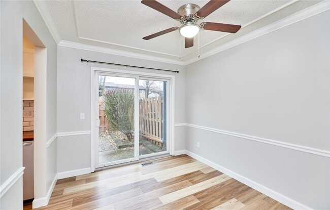 Building Photo - 2402 Savoy Dr