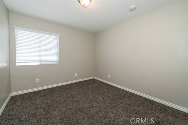 Building Photo - 33117 Eagle Point Dr