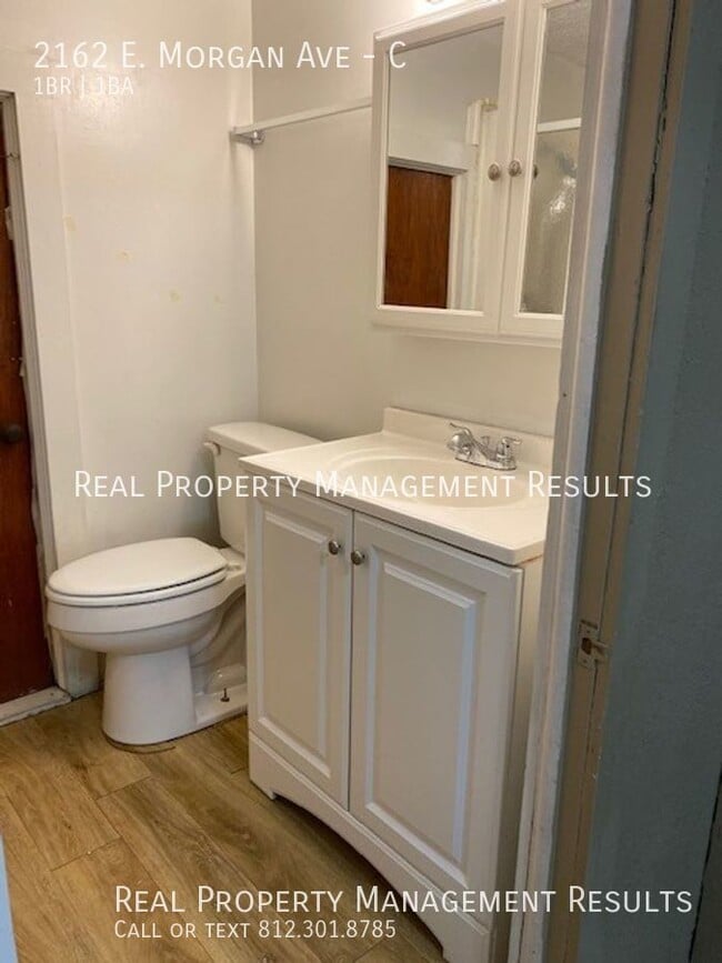 Building Photo - 2162 E Morgan Ave