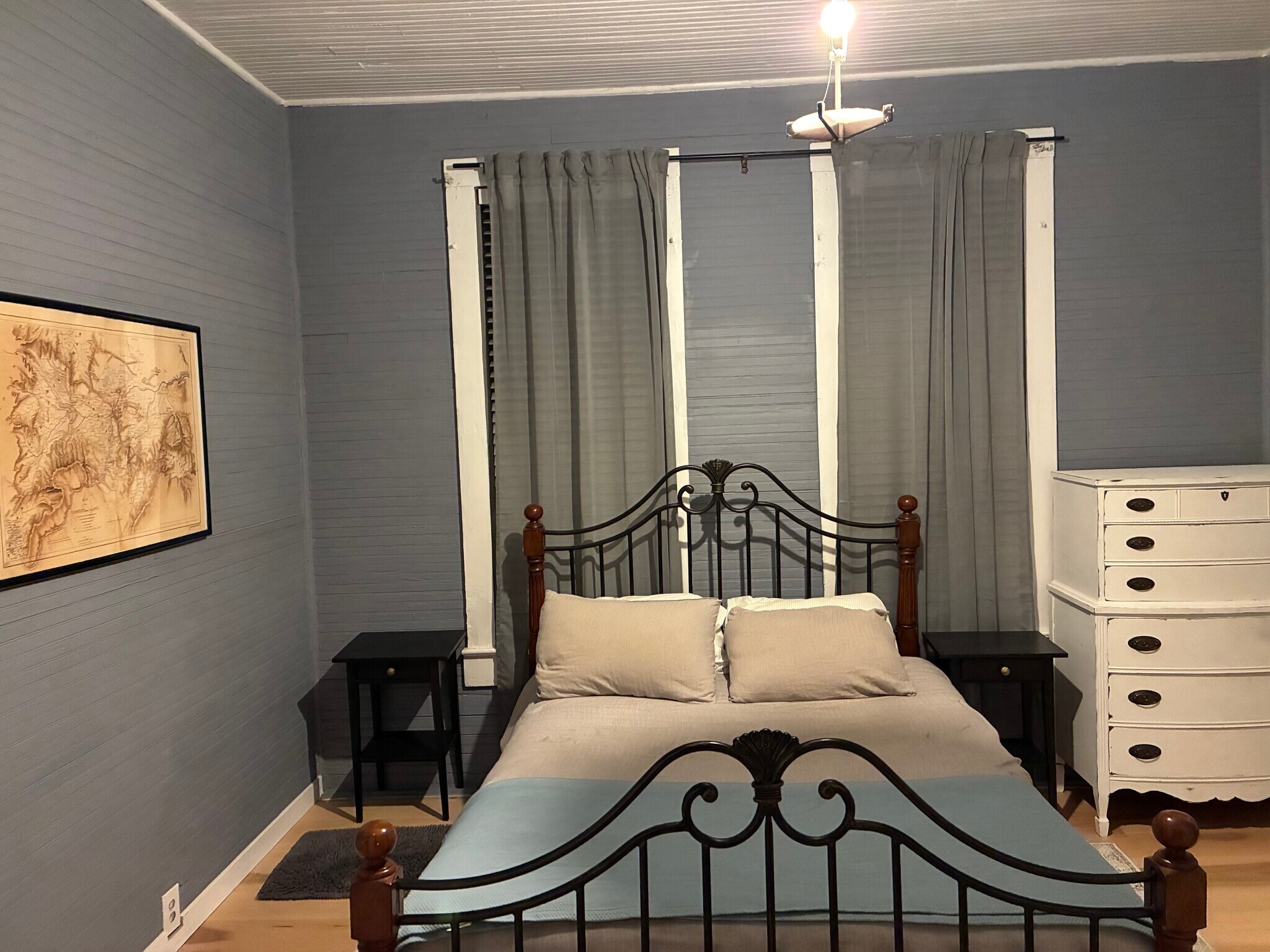 Building Photo - 1512 E 18th Ave