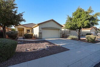 Building Photo - Great Litchfield Park Neignborhood!