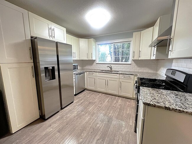 Building Photo - 3503 Walleye Way