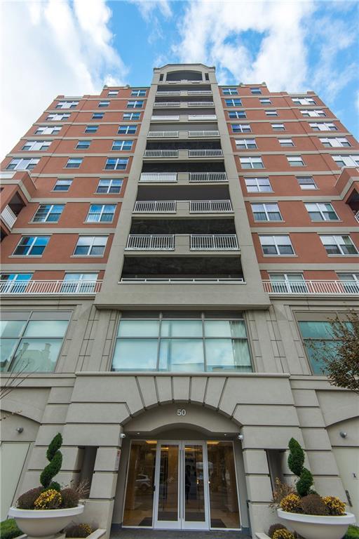 Building Photo - 50 Oceana Dr W