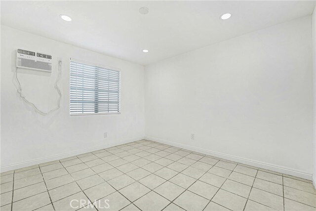 Building Photo - 400 W 109th St