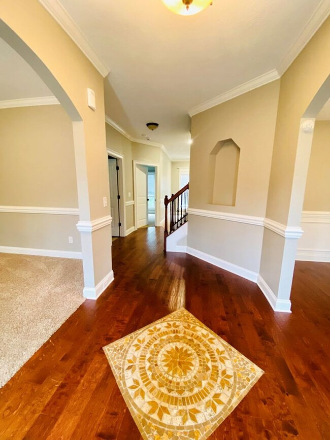 Building Photo - 4066 Starview Ln