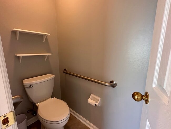 Building Photo - Located in the heart of Fernandina Beach!