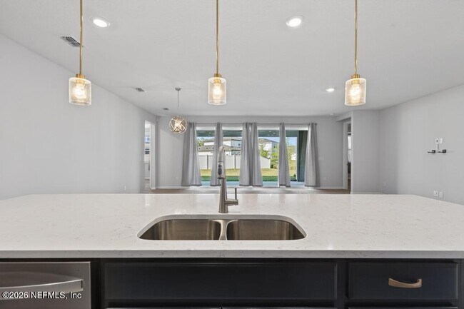 Building Photo - 3399 Kindlewood Dr