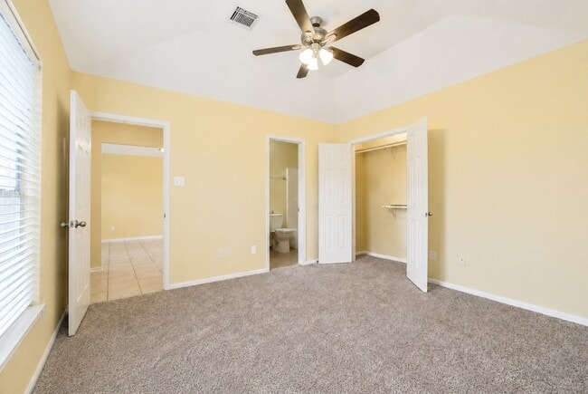 Building Photo - 24106 Broken Bow Ln