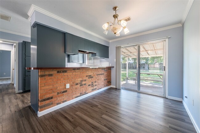 Building Photo - 10914 Keese Dr