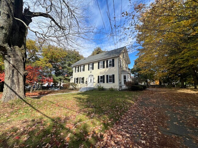 Primary Photo - 246 Beach St