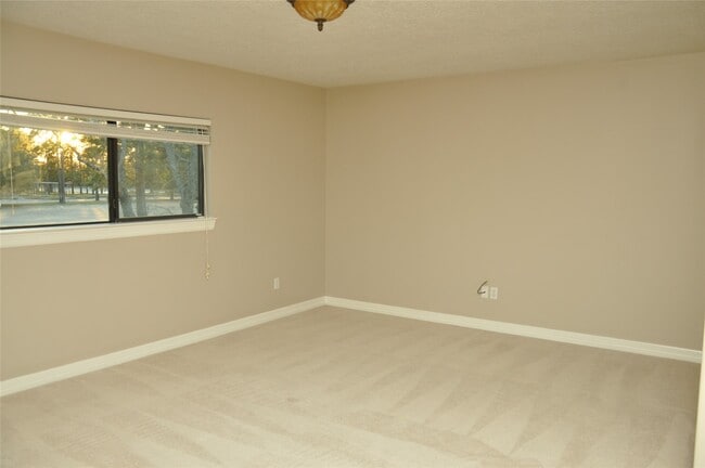 Building Photo - 3127 Canyon Oak Ct