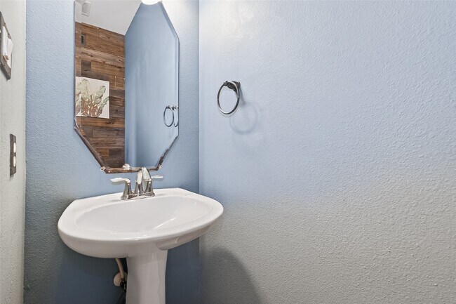 Building Photo - 21122 Maybrook Manor Ln